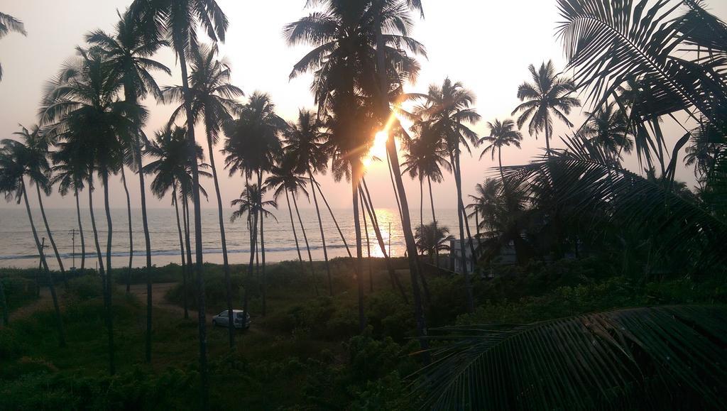 Sun N Tan Beach Home Stay Kannur Eksteriør bilde