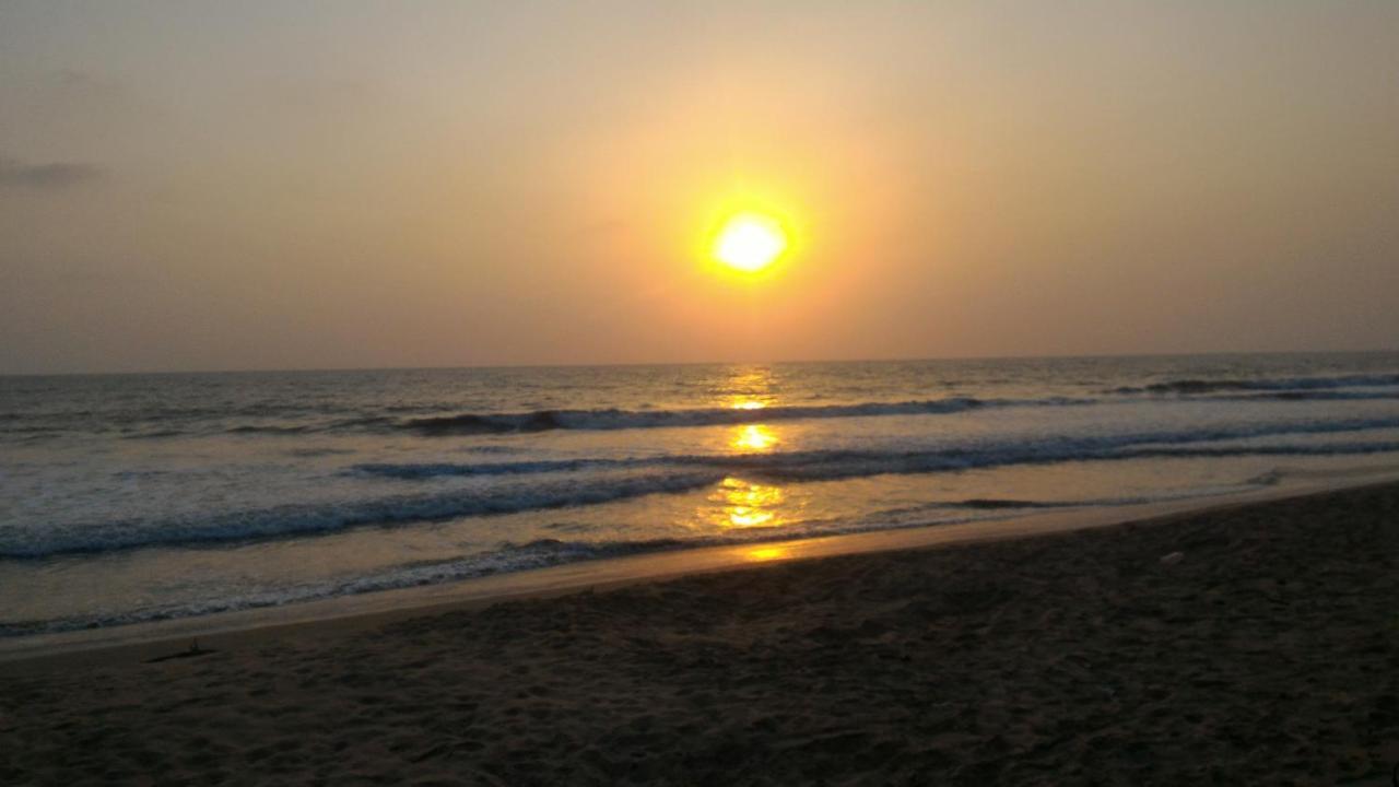 Sun N Tan Beach Home Stay Kannur Eksteriør bilde